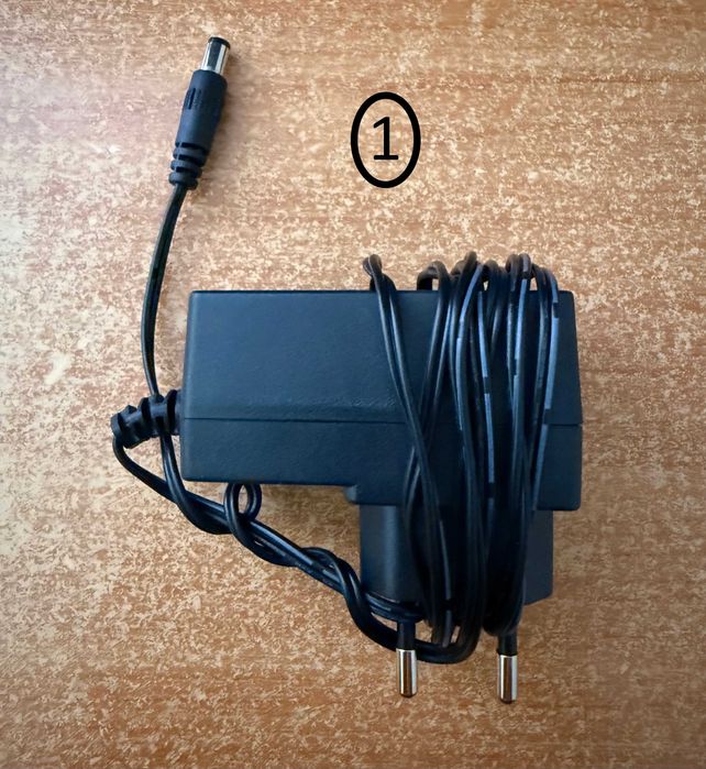 Блок живлення 9V для WiFi роутера / модема