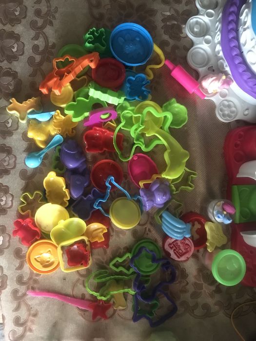 Плей-До :Фабрика морозива , торт від Плей-до