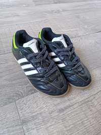 Футбольні кросівки Adidas