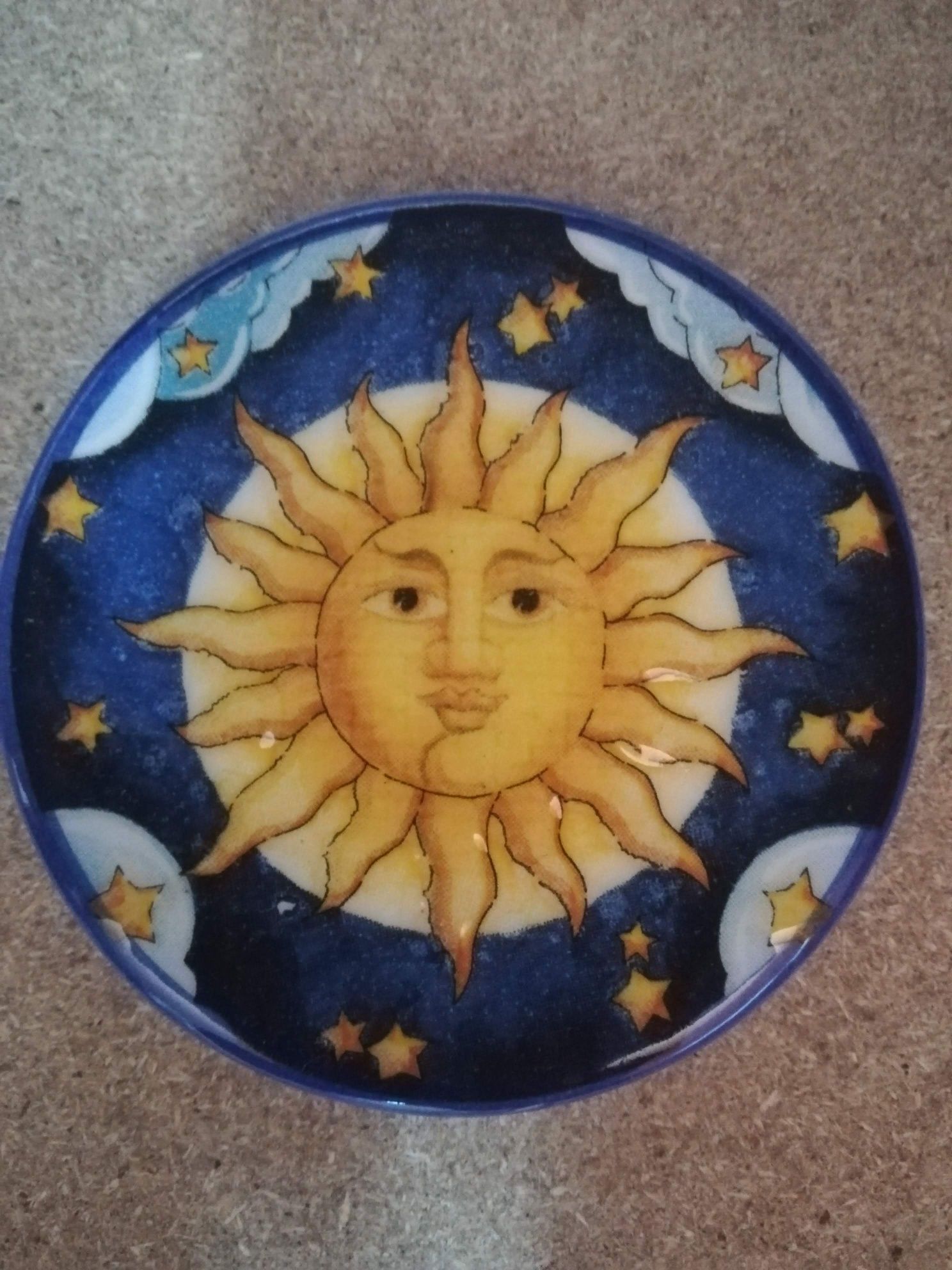 Mini pratos das fases da lua e sol.