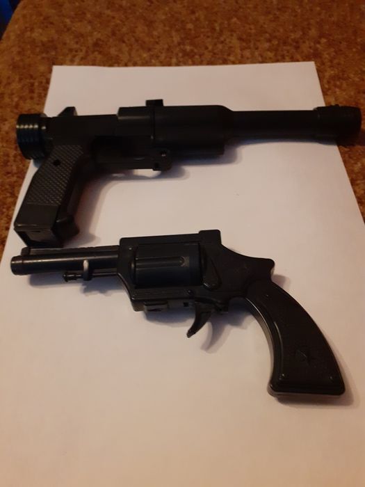 Детские пистолеты