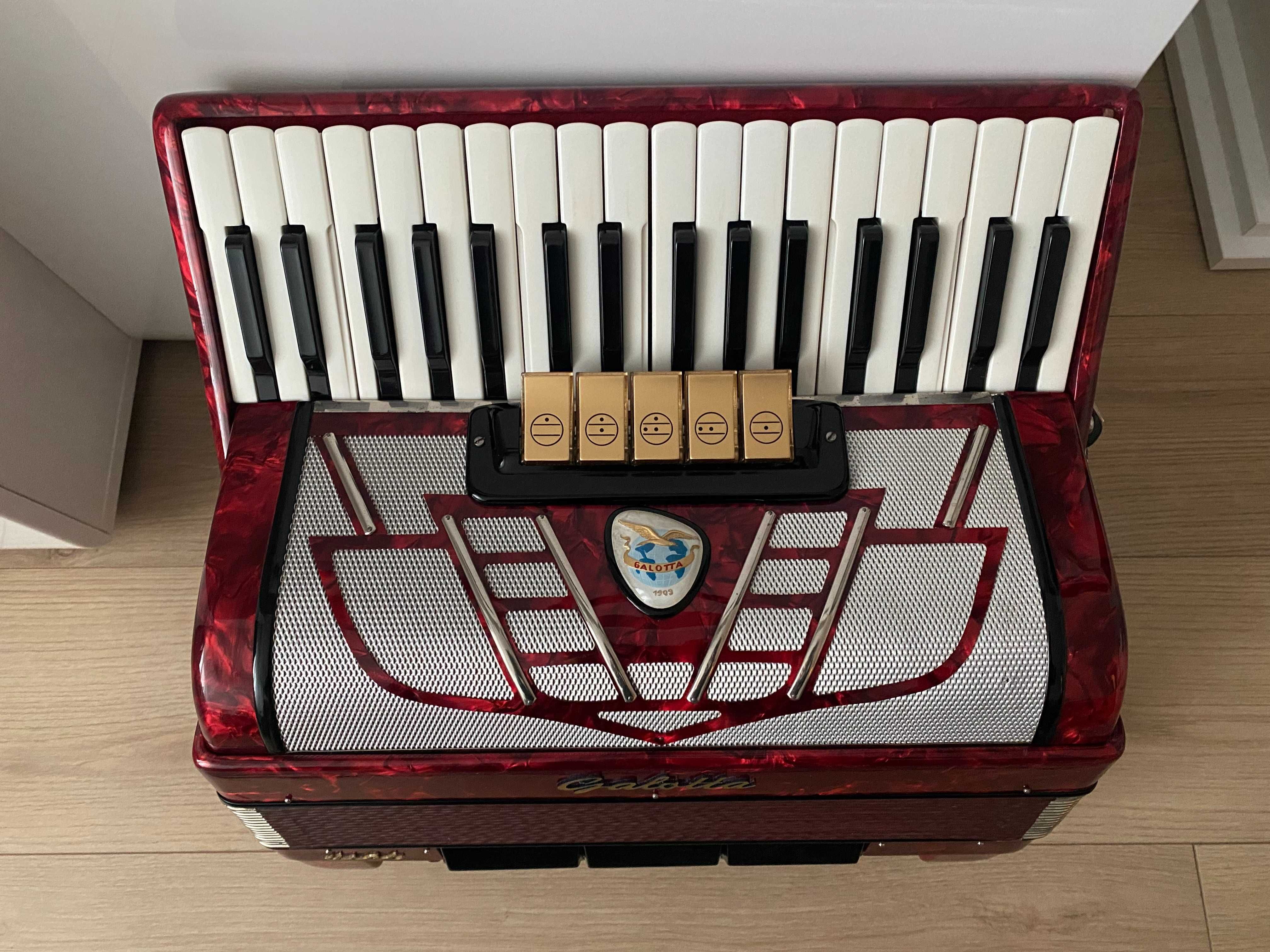 Akordeon Galotta 80 bas
