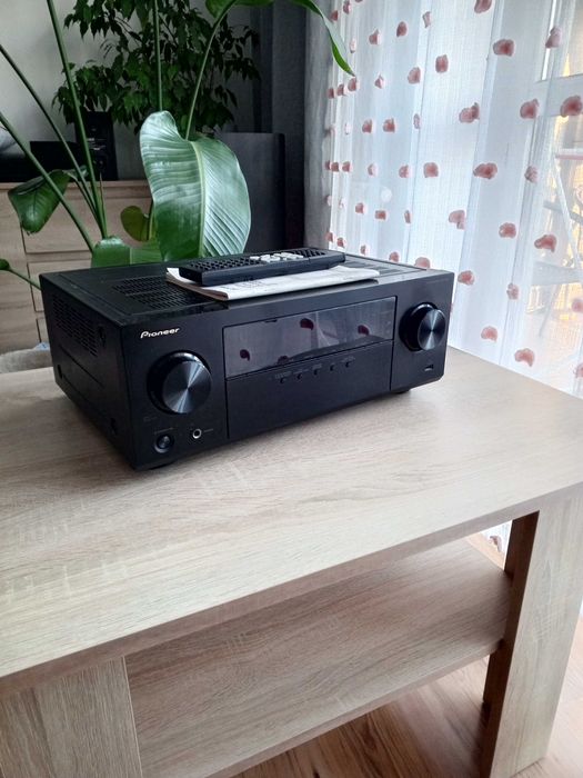 Amplituner Pioneer VSX-323