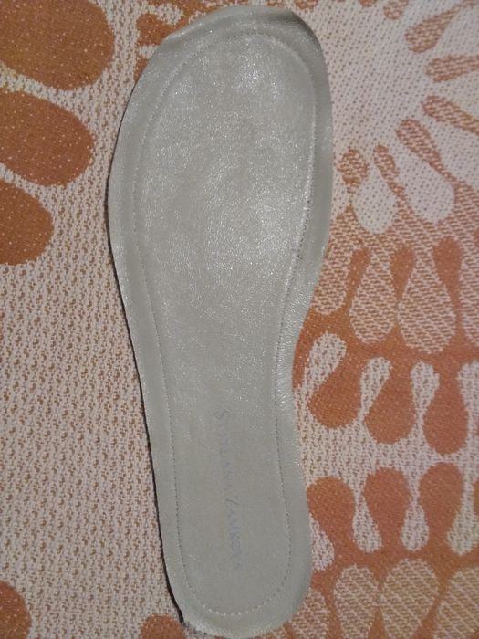 Новые кожаные стельки 42 размера 27 см