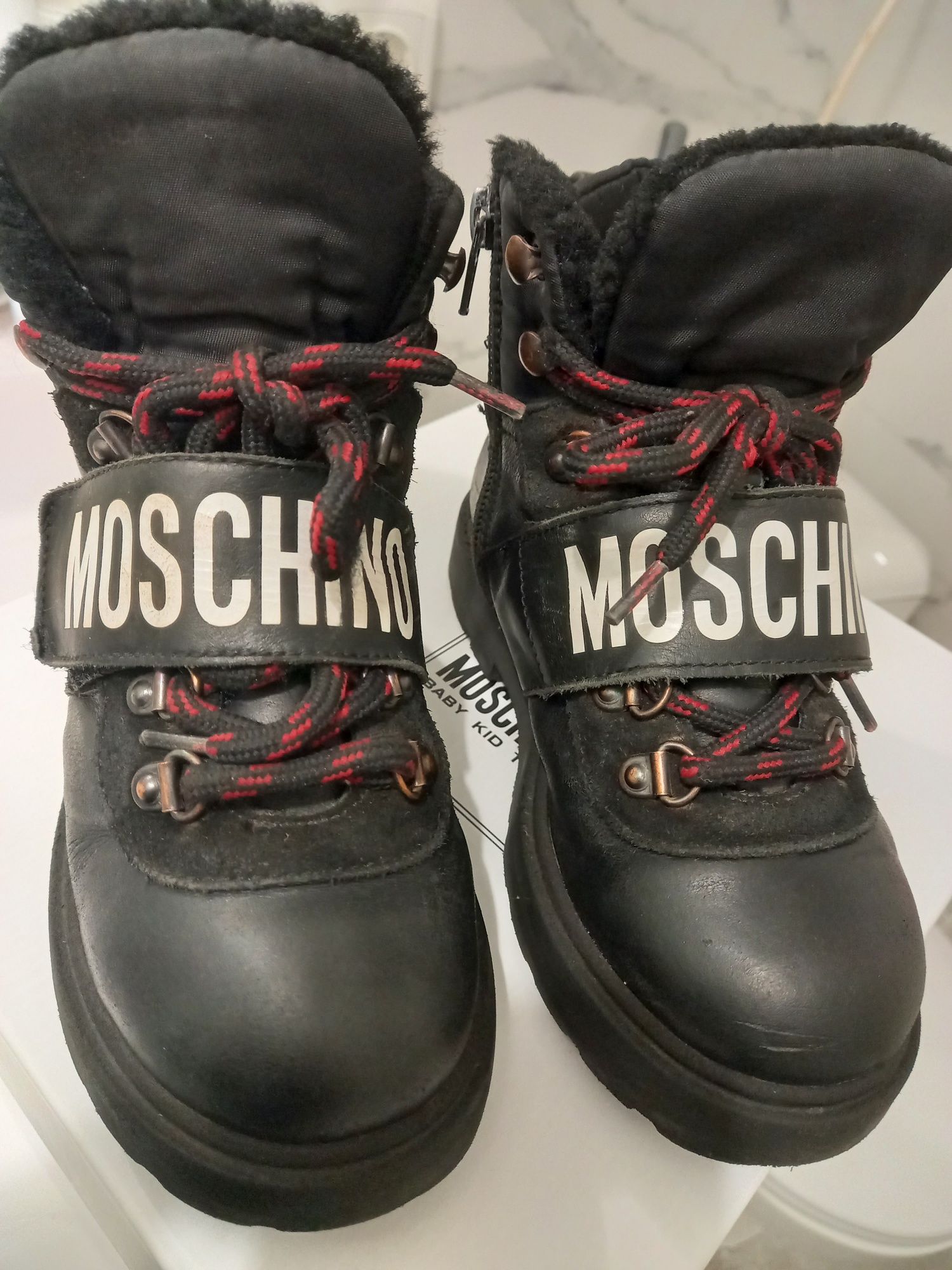 Ботінки зимові Moschino