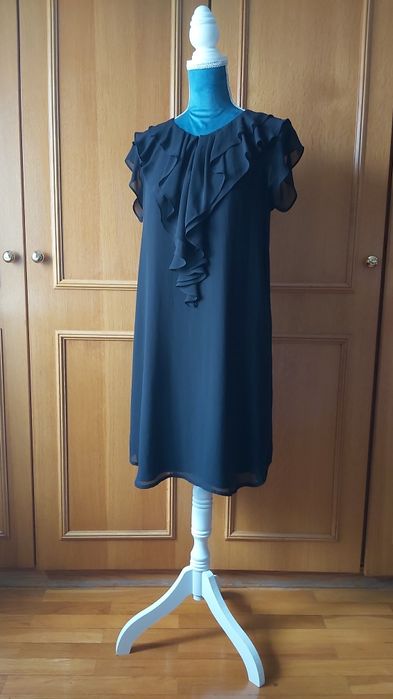 Vestido preto semi-formal NOVO