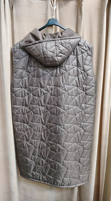 Kamizelka, bezrękawnik długi pikowany r.54