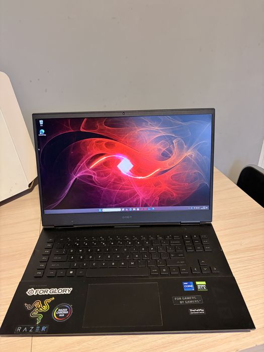 LAPTOP HP OMEN 17 / i7 / RTX 3060 / 16 GB RAM