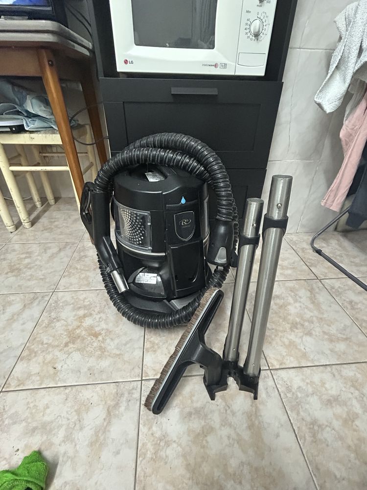 Vende-se Rainbow com accesórios