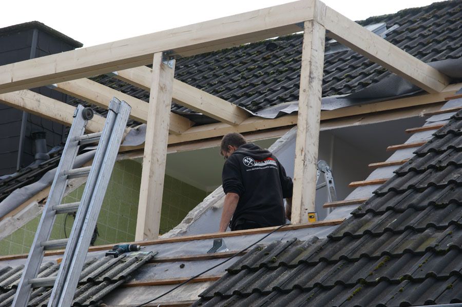 Usługi Dekarskie Likwydacje Przeciekow Wymiana Uszkodzone Dachowki