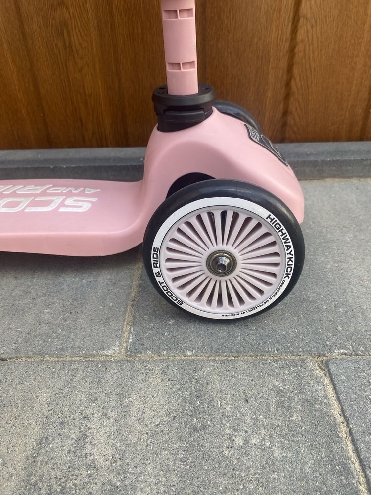 Hulajnoga/jeździk     „Scoot and ride”