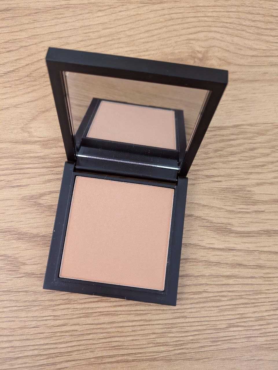 SLEEK Bronzer Face Form