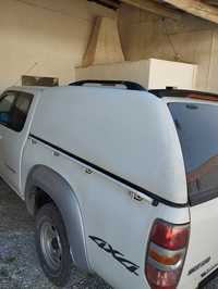 Hardtop em caixa fechada de uma Mazda bt50