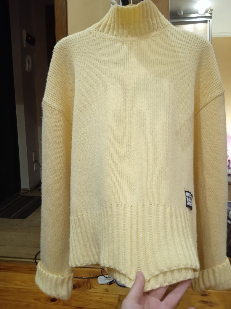 Женские свитера размер с