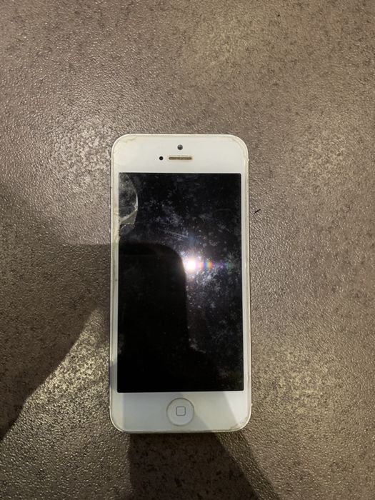 iPhone 5 16gb branco desbloqueado