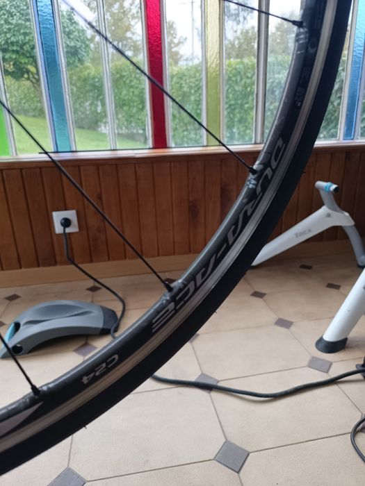 Conjunto de rodas Dura Ace C35 e C24