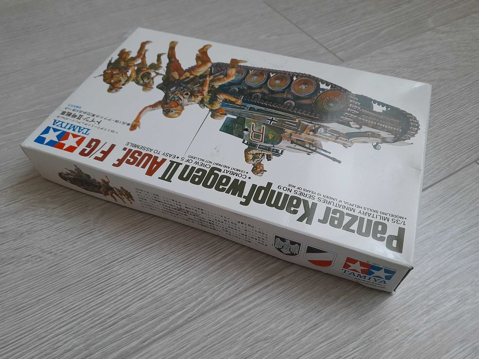 Tamiya Panzerkampfwagen II Ausf. F/G model 1:35 kolekcja 1971r wojna