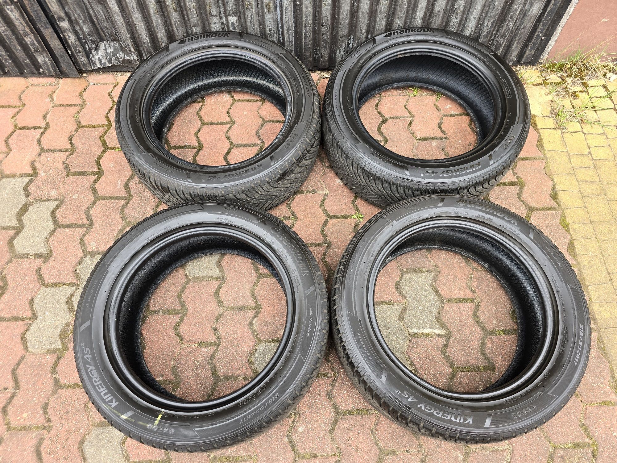 Komplet opon całorocznych 215/55R17 98W Hankook Kinergy 4S 2