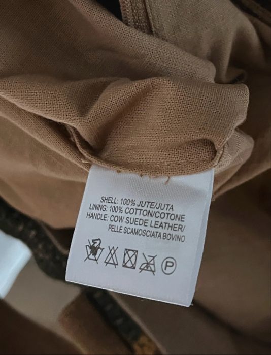 Saco de juta com pedras e lantoujolas