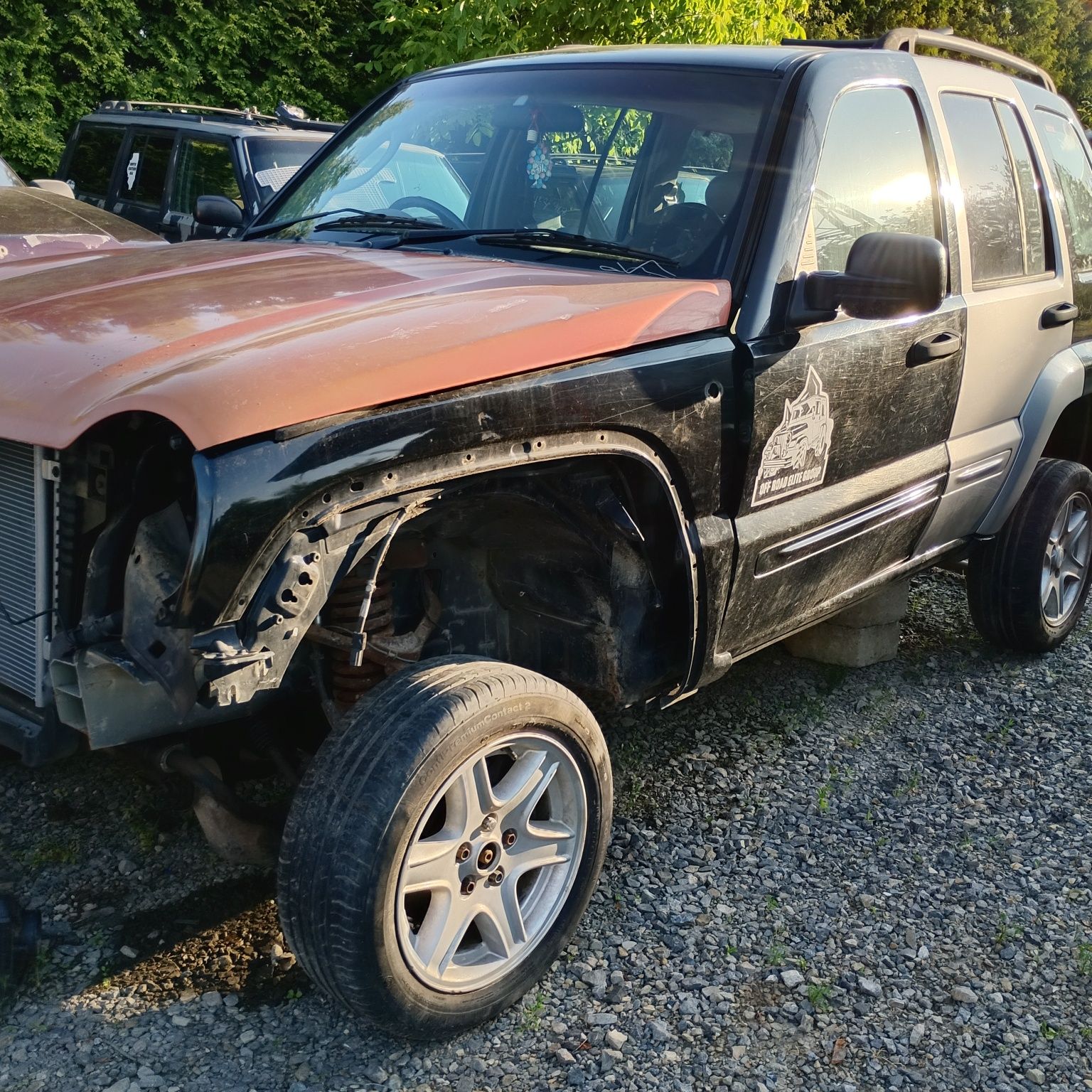 JEEP Części XJ,ZJ,KJ,WJ,MJ,YJ jest prawie wszystko