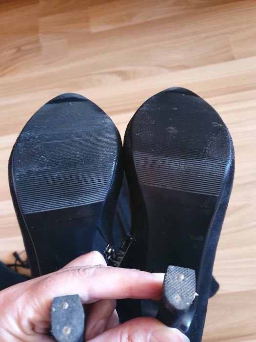 Сапоги демисезонные на 38р.