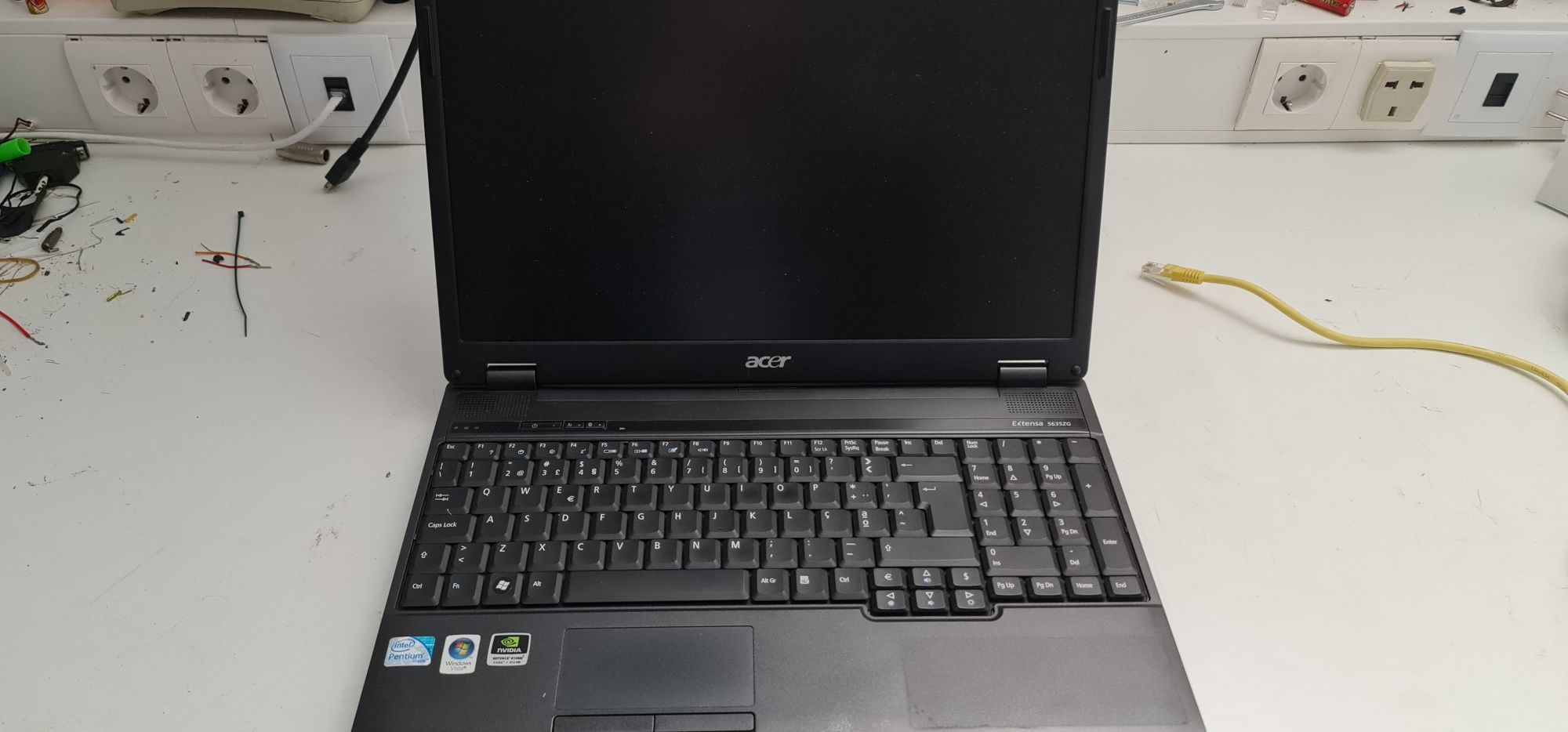 Portatil Acer Extensa 5635ZG para peças ou completo (100€)