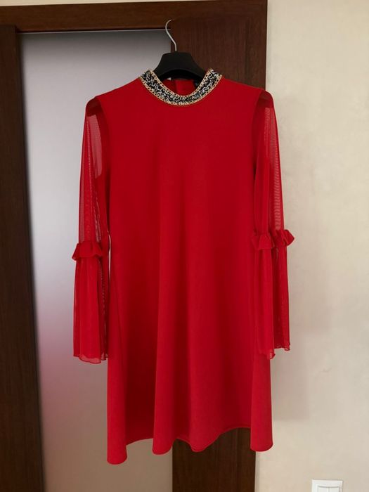 Вечірня жіноча сукнч