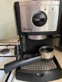 Кавомашина DeLonghi EC155