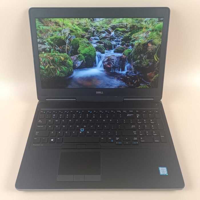 Dell Precision 7520 i7-7820HQ/16Гб/SSD 500Гб/M1200 4Гб/15.6"/FHD IPS