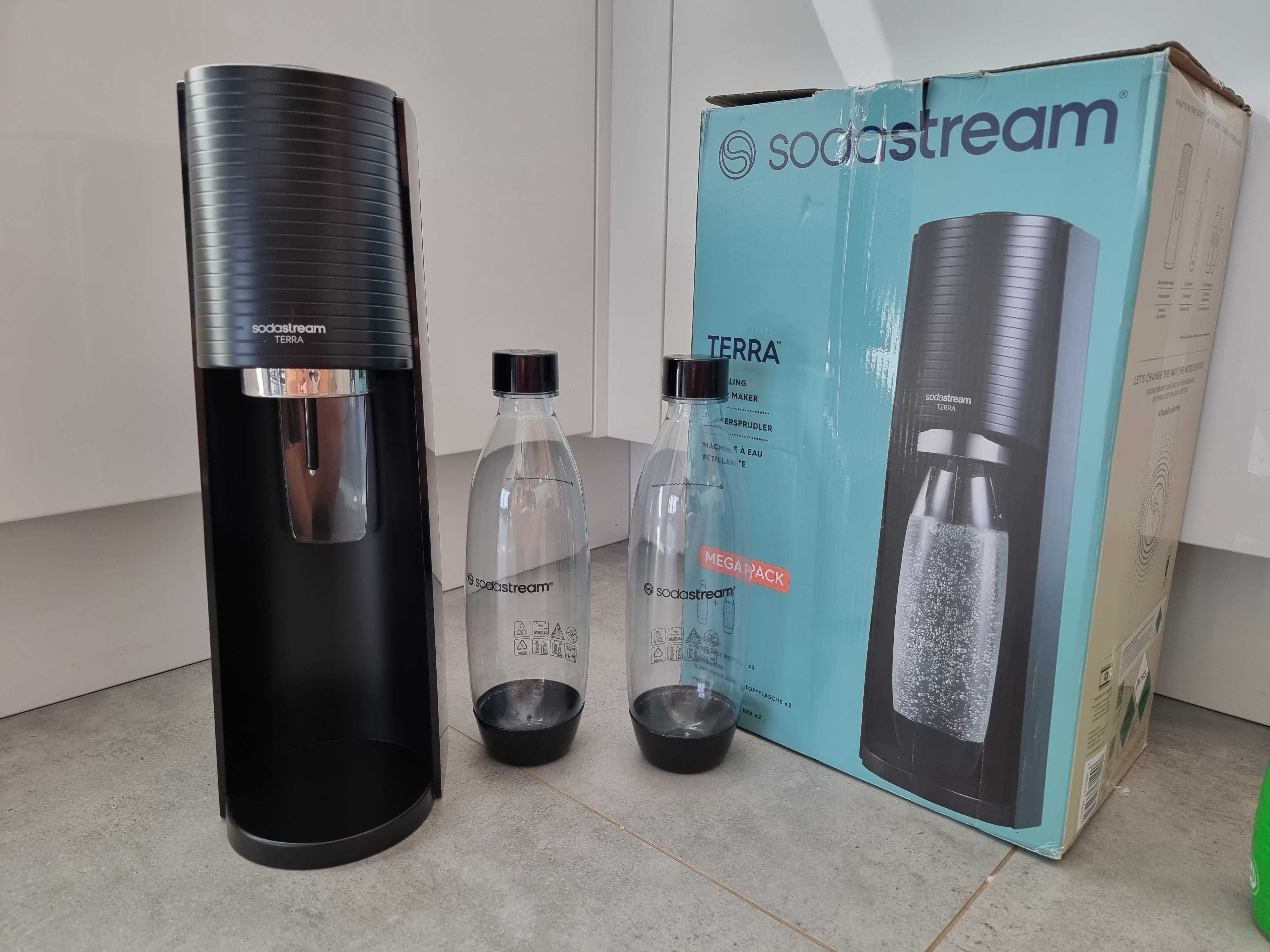 Soda stream malo uzywany plus syropy 2 butelki