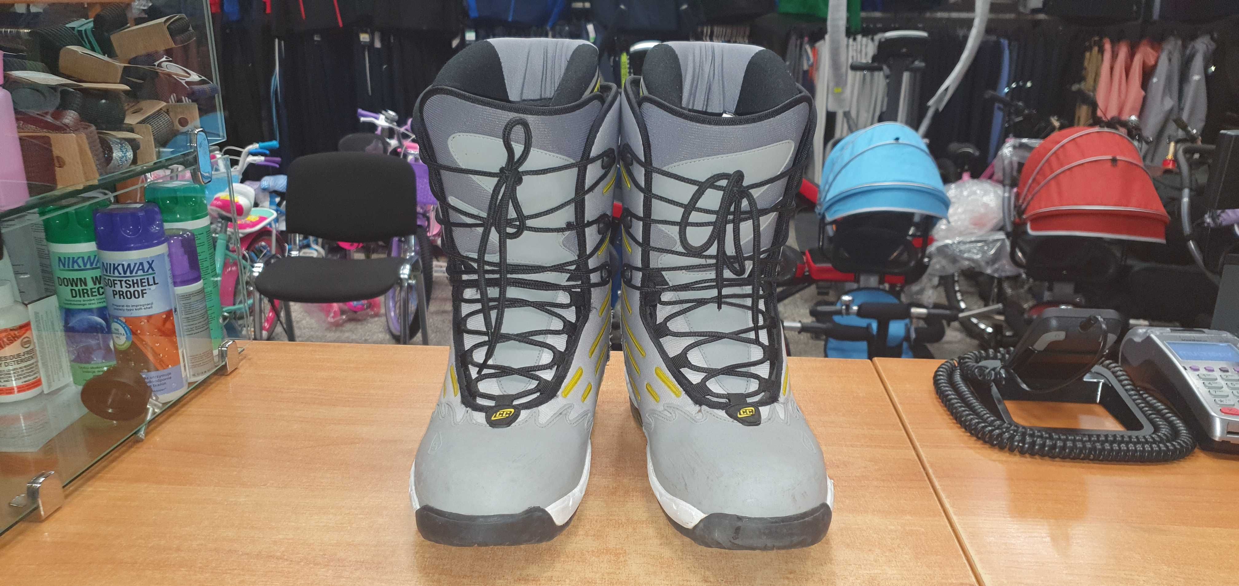 Buty snowboardowe CRAZY CREEK ( rozmiar 45 )