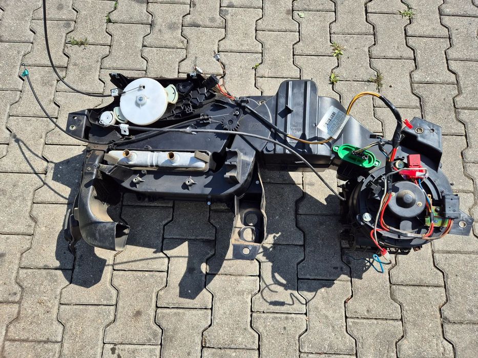 NAGRZEWNICA WENTYLATOR KABINY IVECO DAILY III 99-06r.