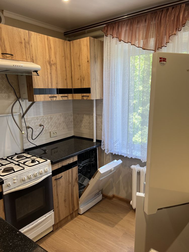Сдам 3 ком 5/5 Гагаріна 50 (Універсітецька)