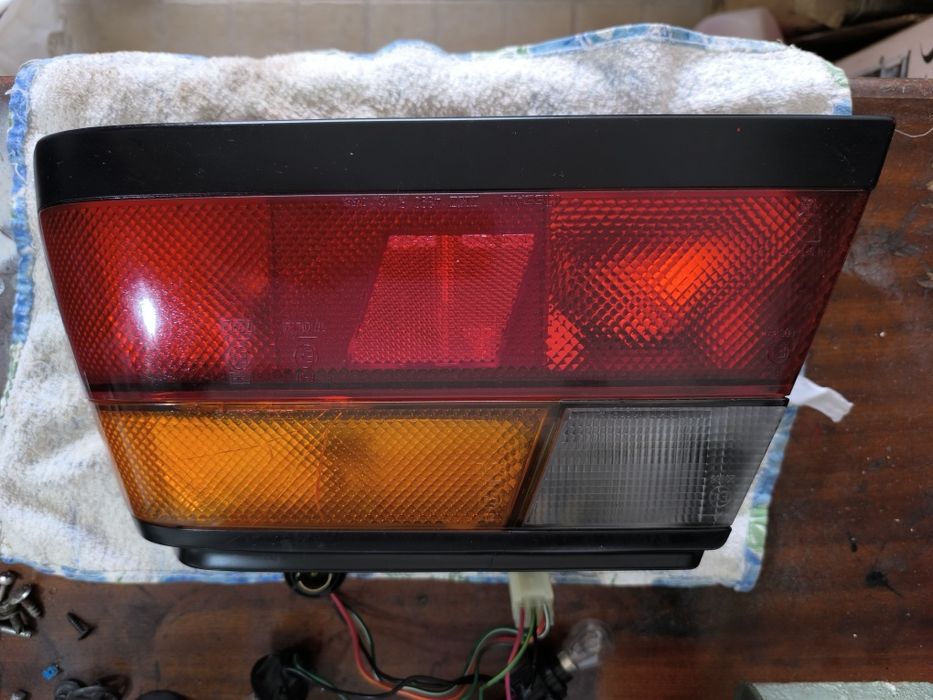Nissan Sunny N13 GTI Peças várias