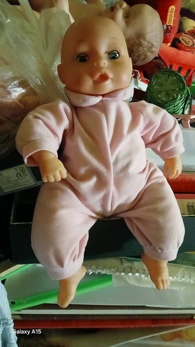 Lalka bobas mówiąca z ubrankiem rusza oczami  stan bardzo dobry