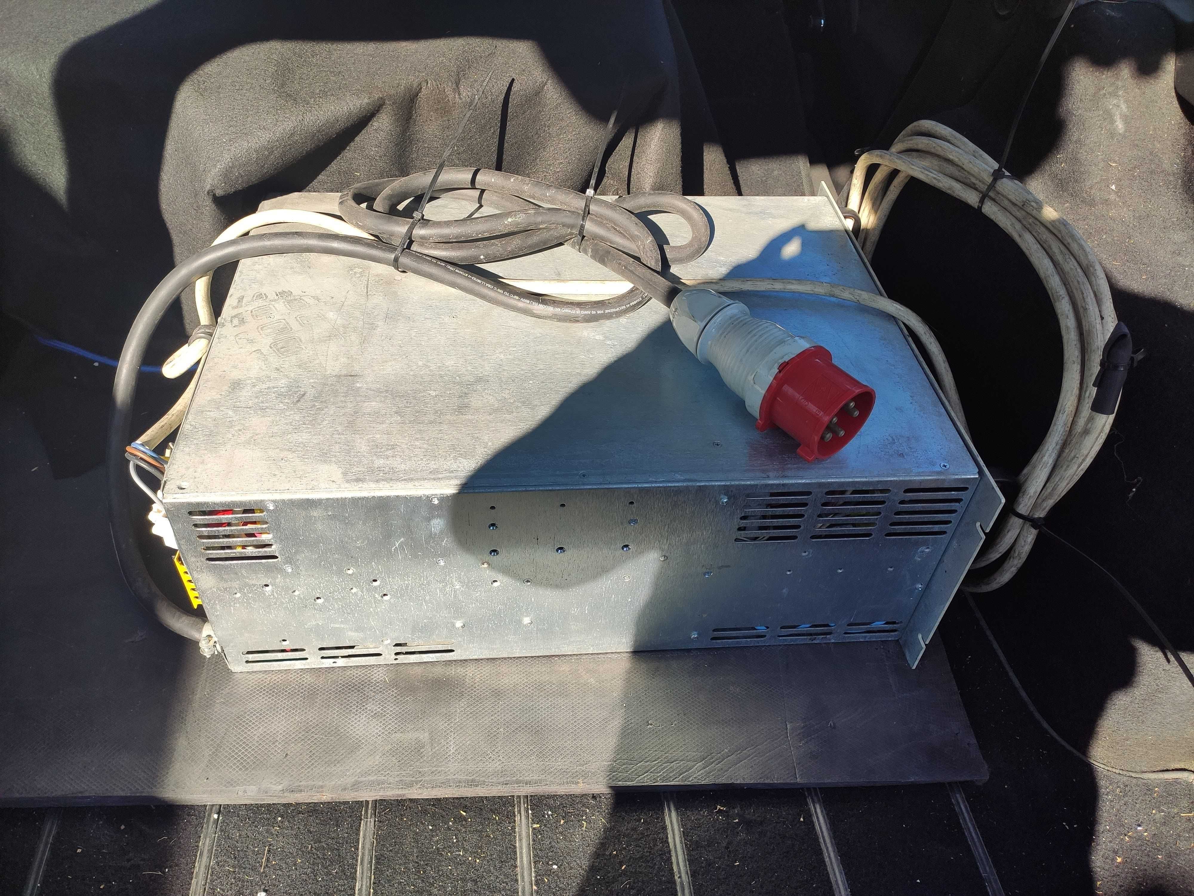 Pacific 345-ASX impulsowy zasilacz zmiennoprądowy od 15 Hz do 1,2 kHz
