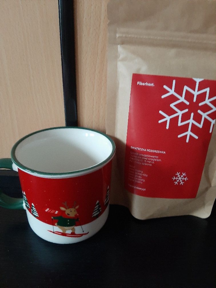 Kubek z motywem zimowo-świątecznym hame&you + herbata