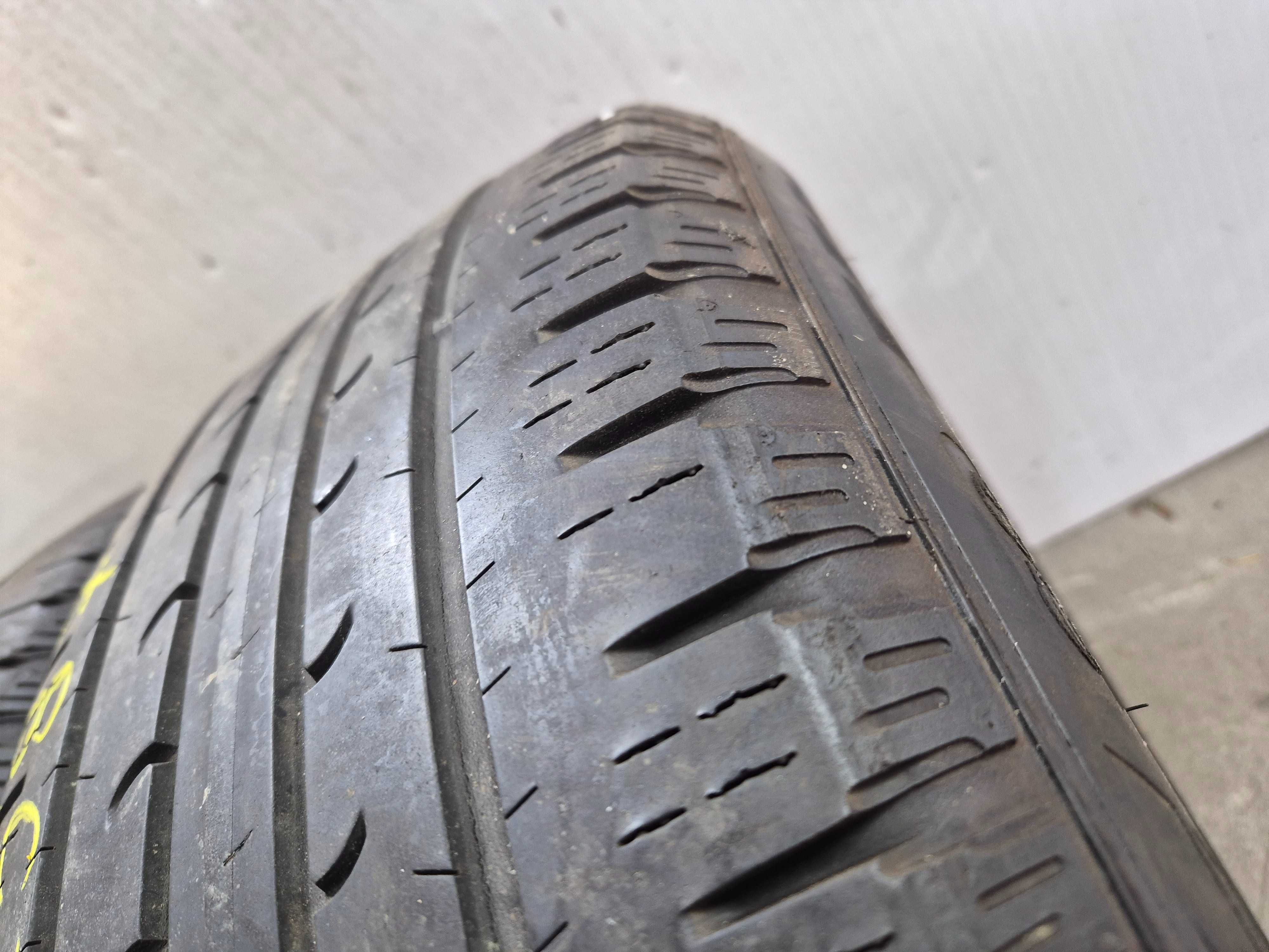 Goodyear Efficientgrip SUV 235/65r17 104V N2587