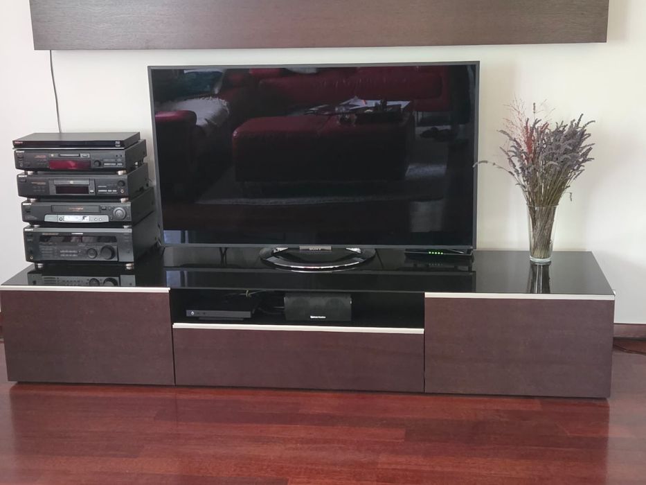 Szafka pod TV z nadstawką