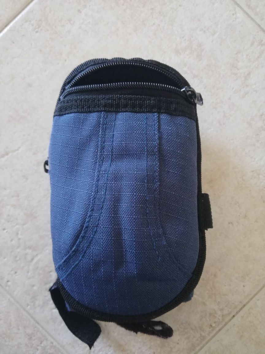 Bolsa Berg Cycles azul usada