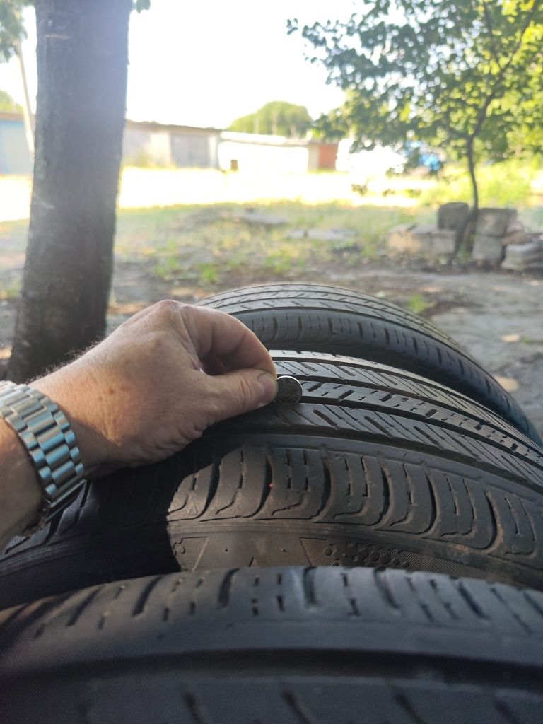 Продам шини Kumho 225/45/18