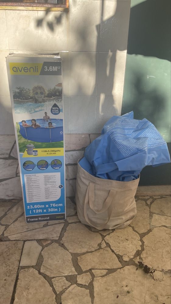 Piscina intex vendo pois nao uso
