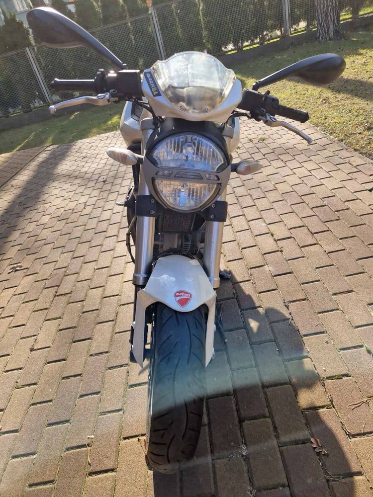 Продам Dukati Monster 696