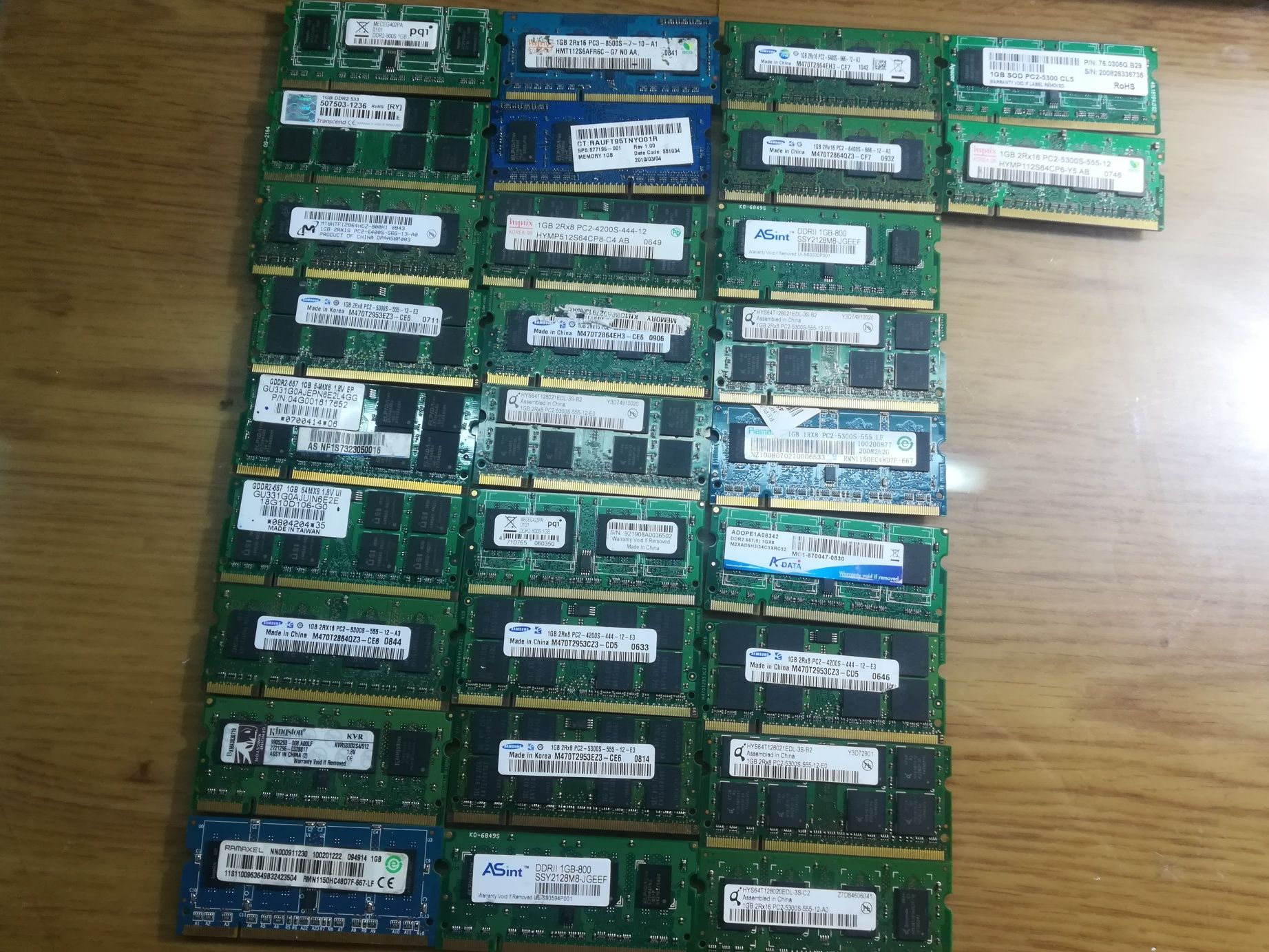 Memórias DDR 1GB