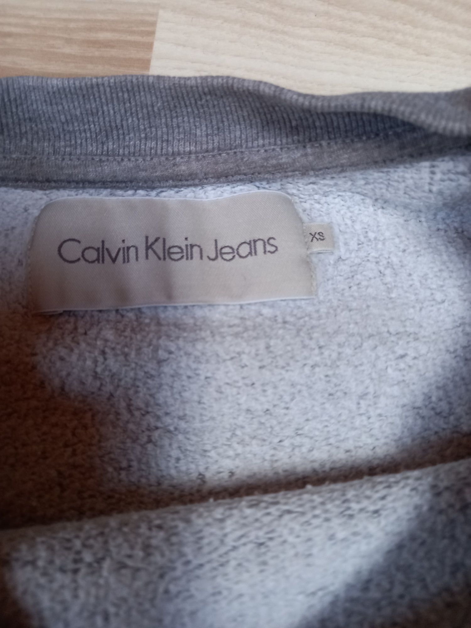 Szara bluza Calvin Klein