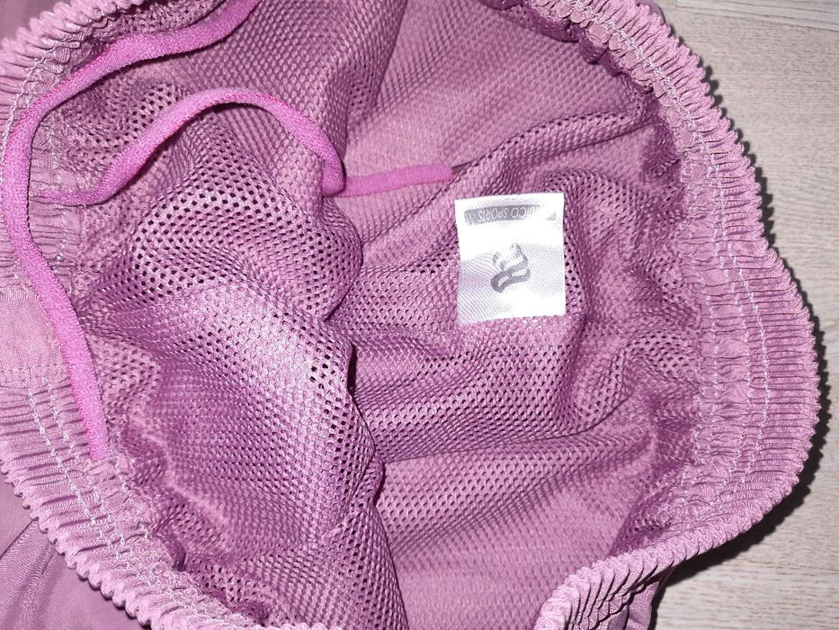 Костюм спортивний жіночій