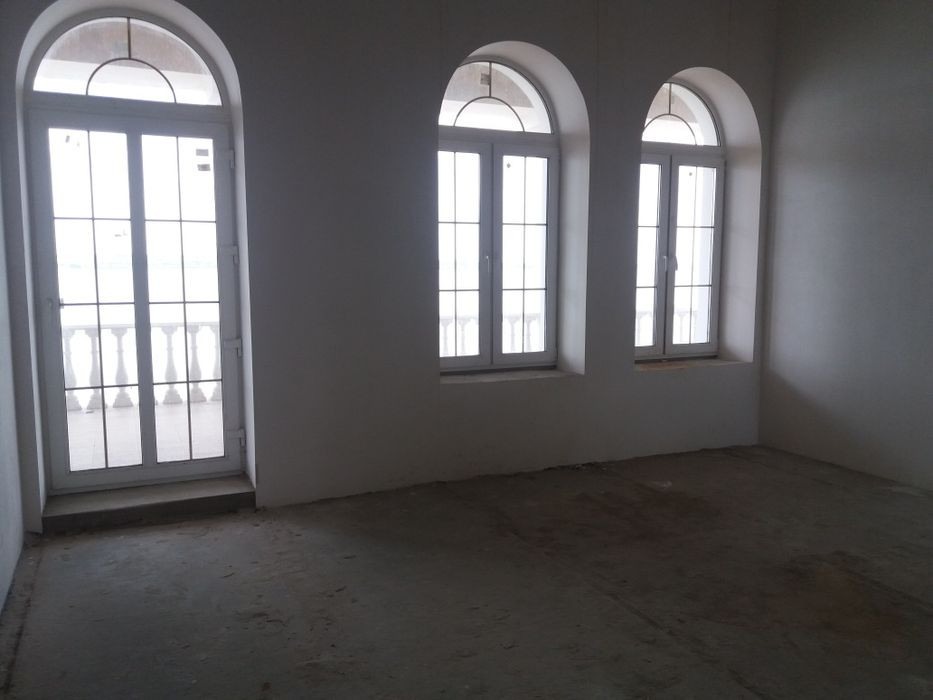 Продаю клубний будинок м.Миколаїв