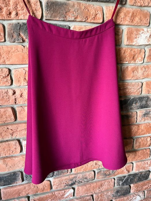 Spódnica w kolorze fuksji