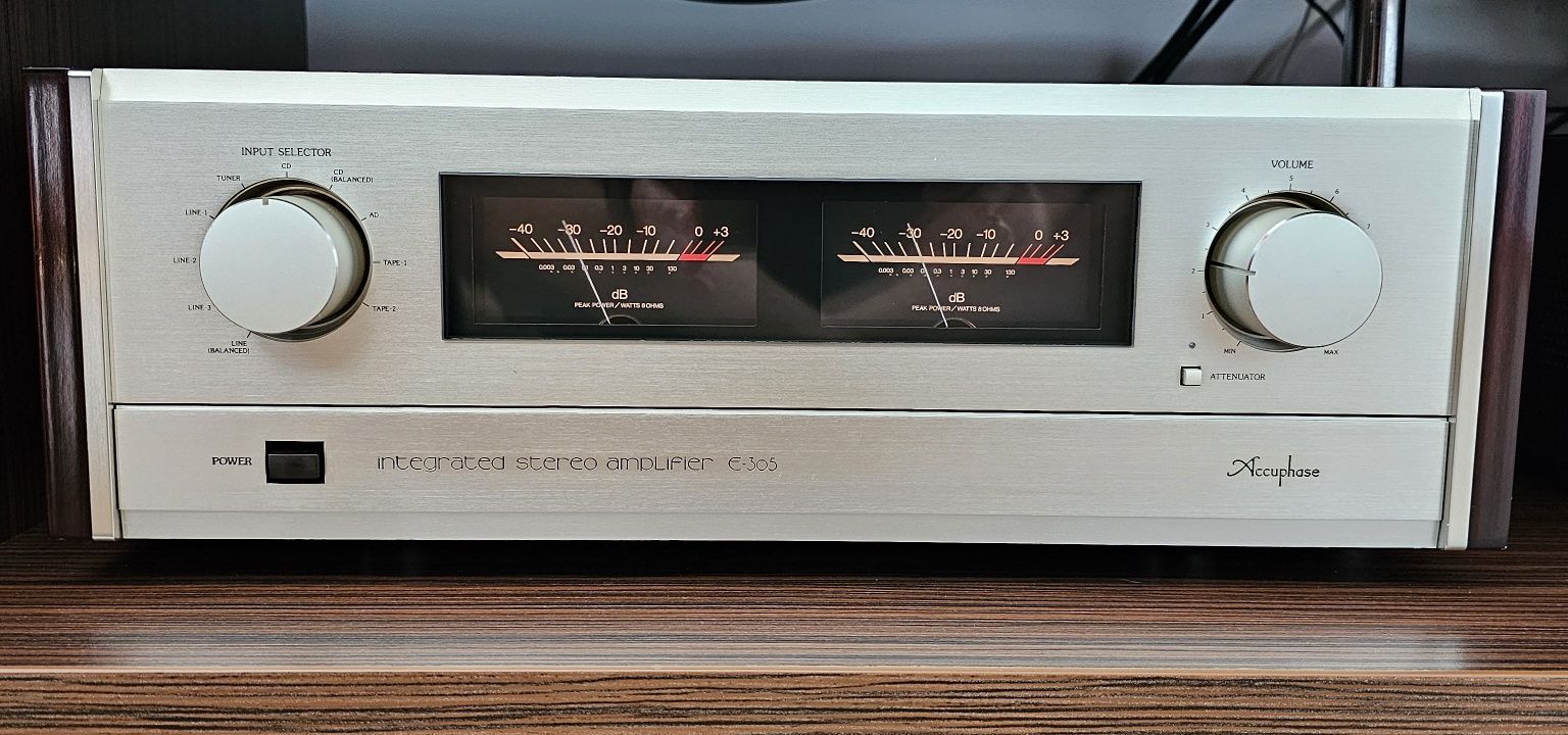 Legenda Accuphase E305 Vintage piękny pedantyczny stan pełen Serwis