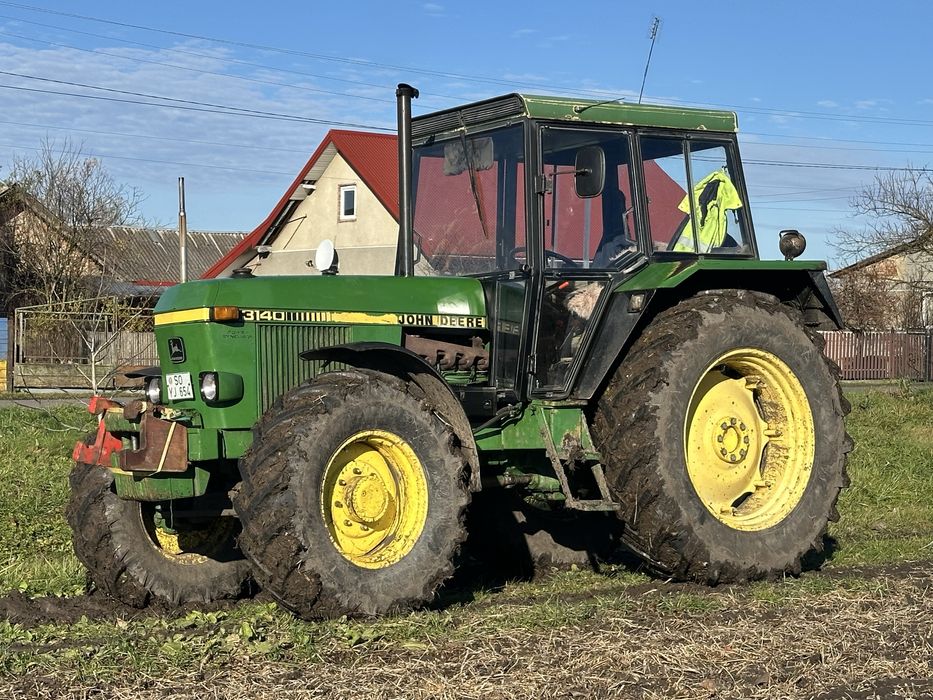 John Deere 3140 свіжопривезений